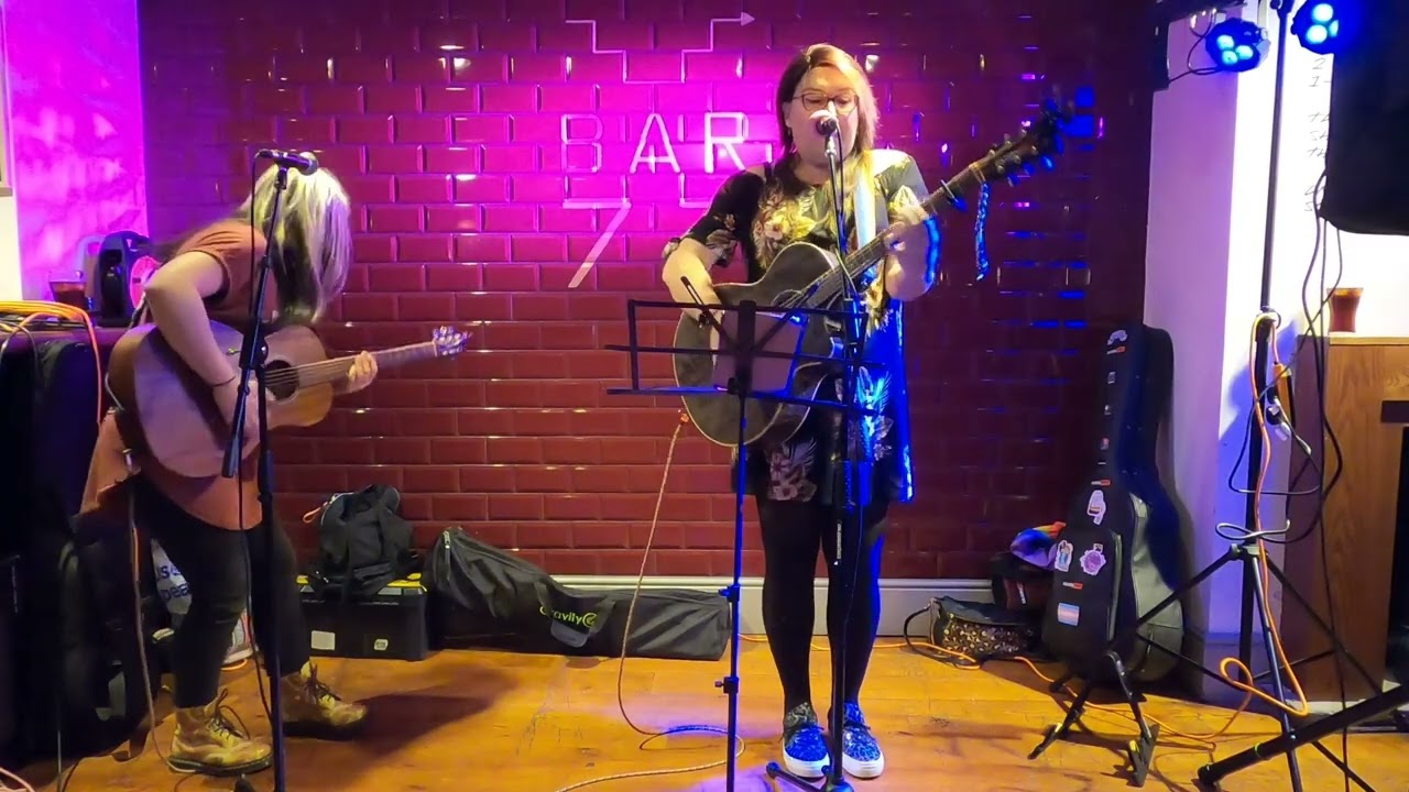 Join the Queue by Colours and Fires